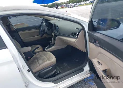 2017 Hyundai Elantra Value Edition из США, поврежденный, VIN 5NPD84LF4HH143596